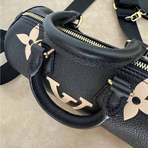 Louis Vuitton Empreinte Monogram Papillon BB Black & Beige - Picture 7 of 16